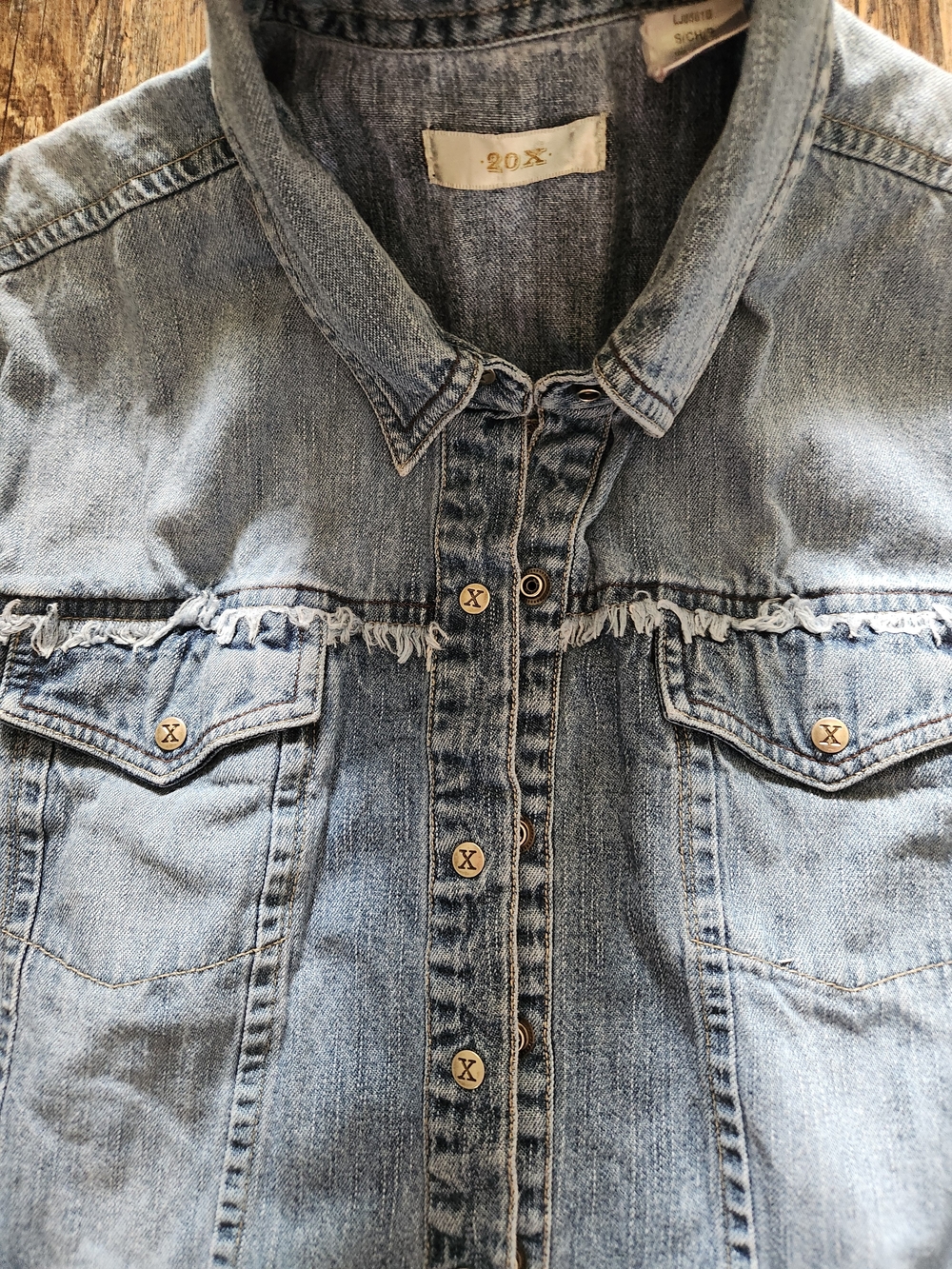Denim Button-Front Shirt In Blue - Picture 9 of 9